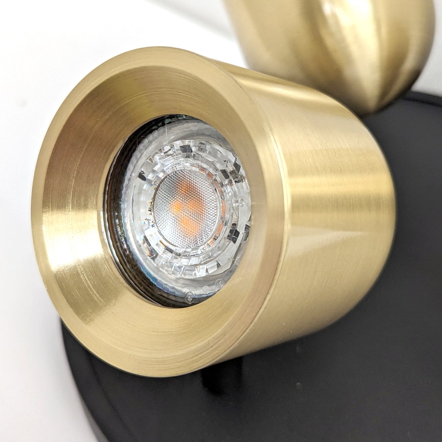 3 Light Spotlight